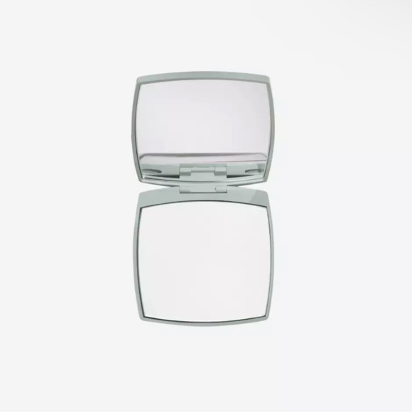 Chanel Limited Edition Compact Mirror - Picture 2 of 5